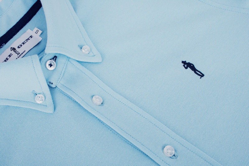 British menswear The Gent Richmond long sleeved shirt in sky blue with navy Gent logo logo close up view